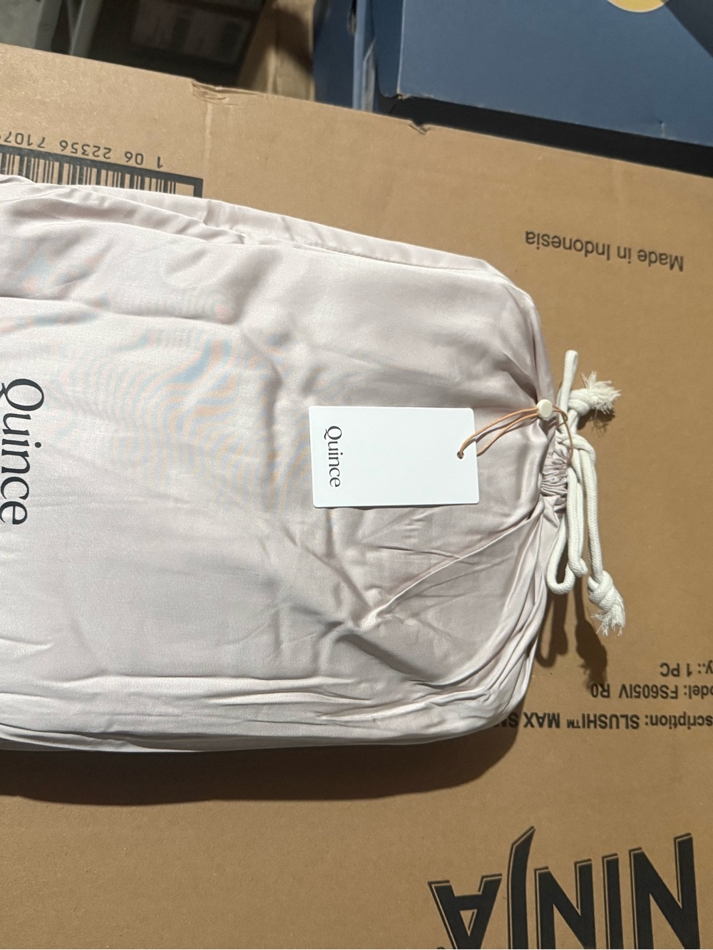 NWT Quince Bamboo Sheet Set Full Size /Soft Blush
